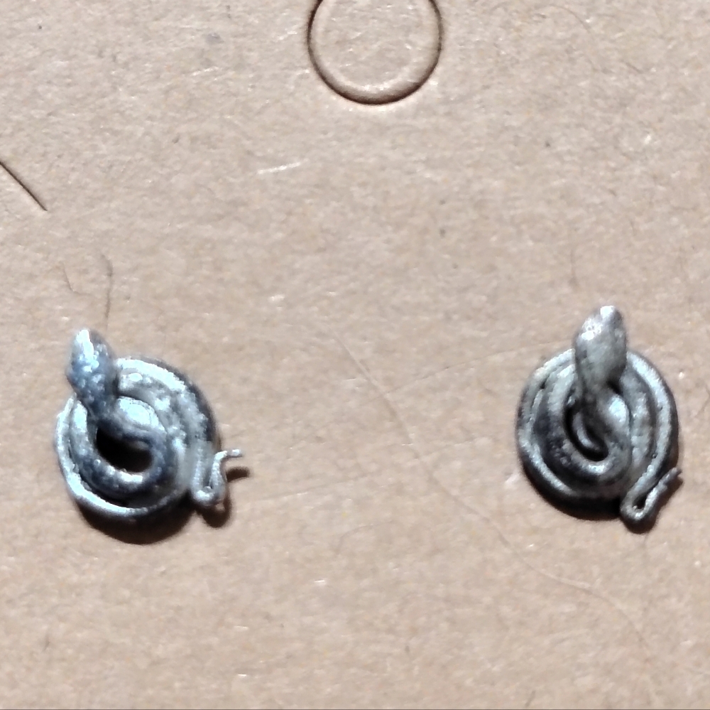 Silvertone Vintage 90s Snake Post Stud Earrings/ See Pics SZ